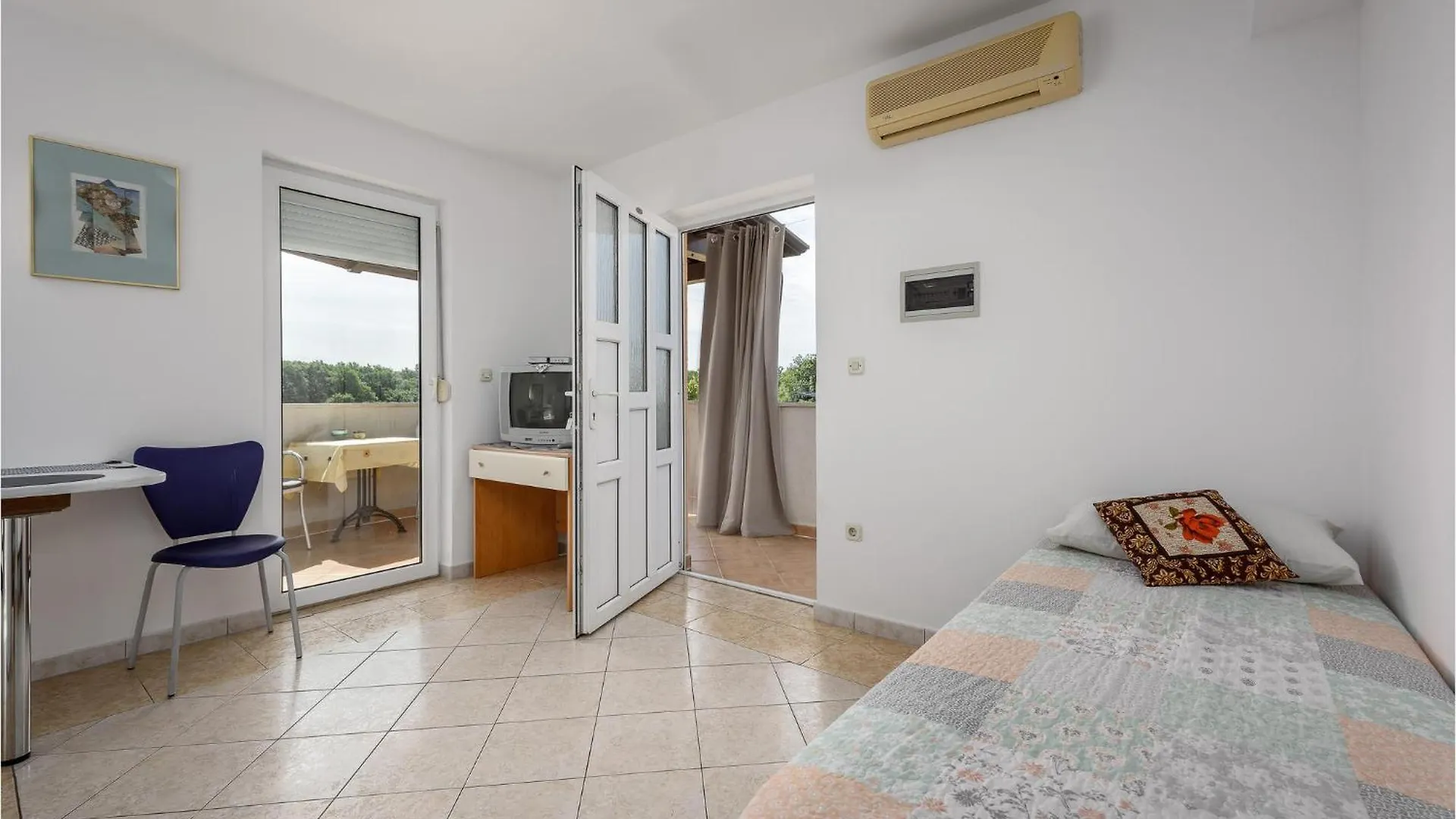Cozy Apartment In Porec With Wifi Kroatië