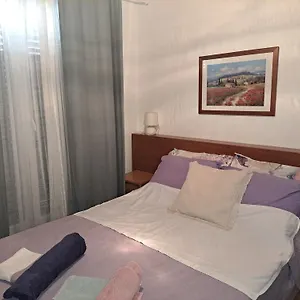 Donna Apartment