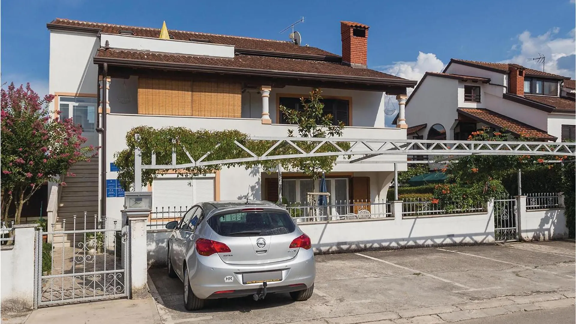 Cozy Apartment In Porec With Wifi